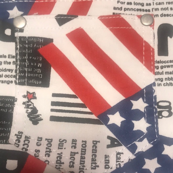 Flag Print Shorts - Picture 7 of 16